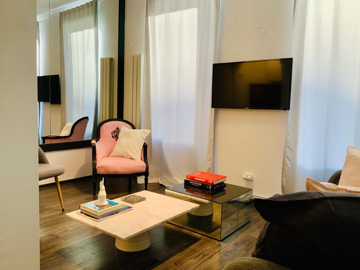 Sada Gallery II Βουκουρέστι Εξωτερικό φωτογραφία